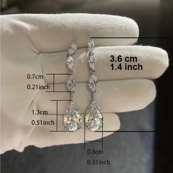 WOMAN’S RHINESTONE EARRINGS STERLING SILVER - Picture 2 of 8